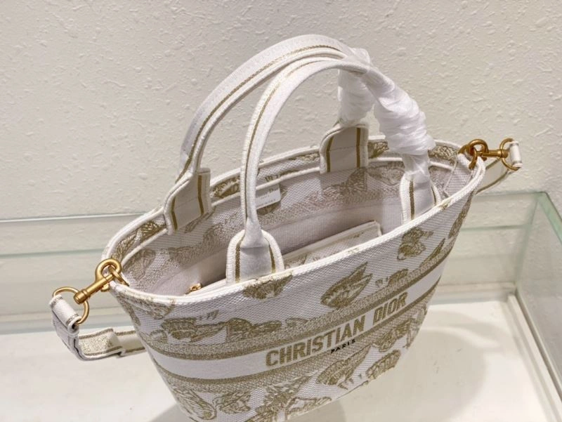 Christian Dior Shopping Bags FreshLook 70447