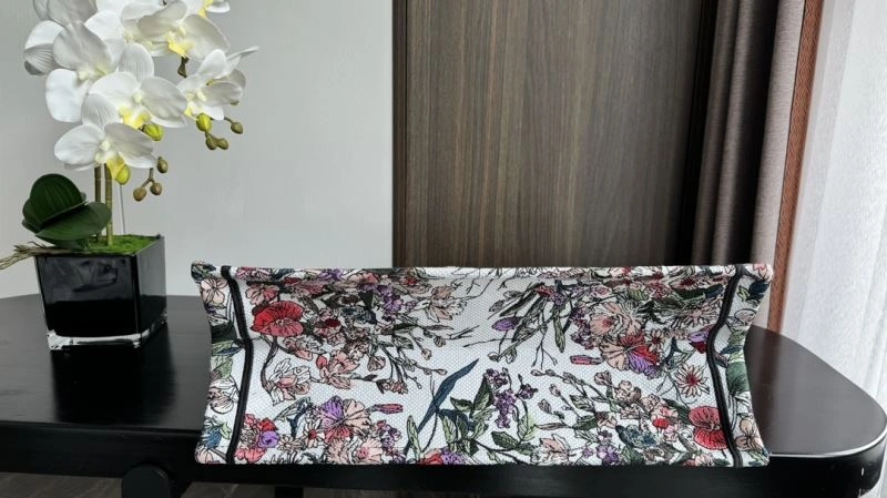 Chic Christian Dior Shopping Bags 70425