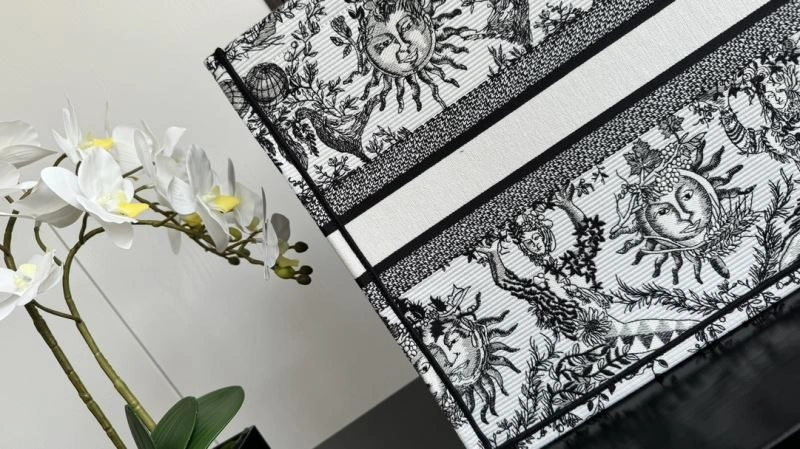 Christian Dior Shopping Bags Premium 70458