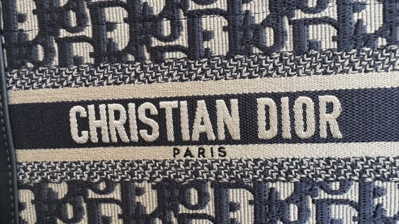 Christian Dior Shopping Bags Minimalist 70395
