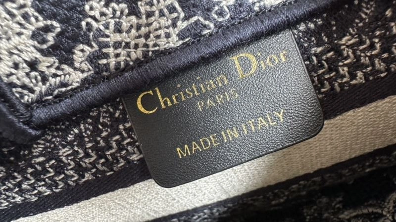 Christian Dior Shopping Bags MoistureWicking 70392