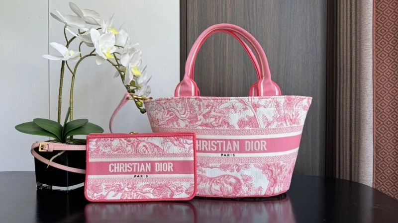 Bold Christian Dior Shopping Bags 70396