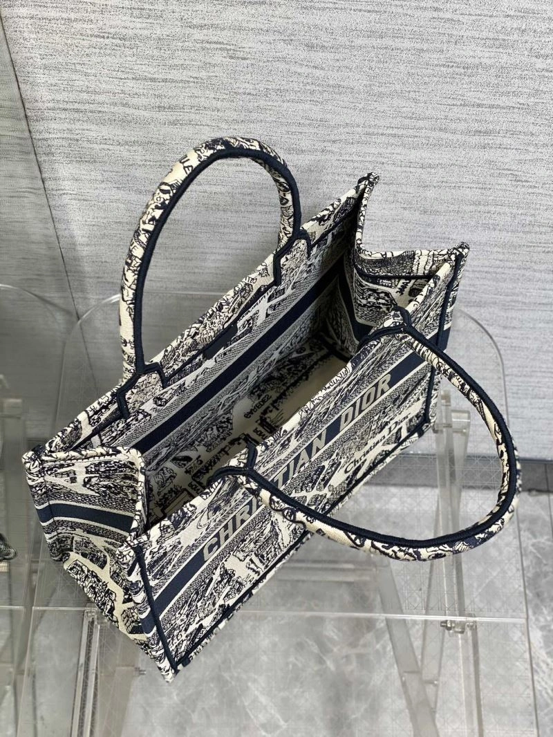 Lightweight Christian Dior Shopping Bags 70385