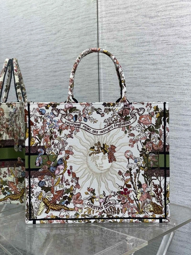 Sporty Christian Dior Shopping Bags 70388