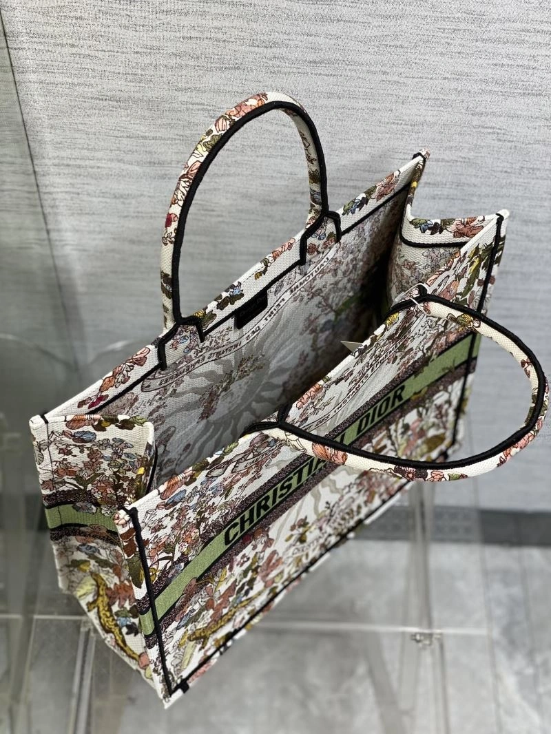 Sporty Christian Dior Shopping Bags 70388