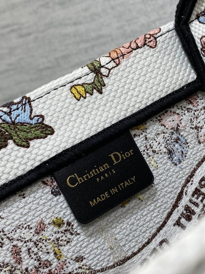 Sporty Christian Dior Shopping Bags 70388