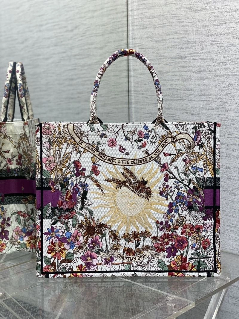 Sporty Christian Dior Shopping Bags 70415