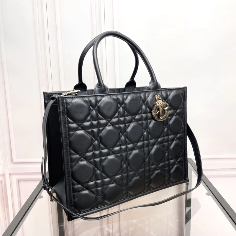 Sustainable Christian Dior Shopping Bags 70375