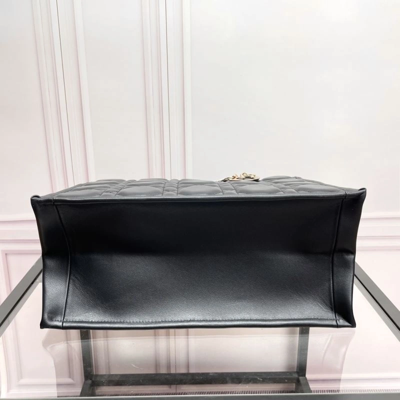 Sustainable Christian Dior Shopping Bags 70375