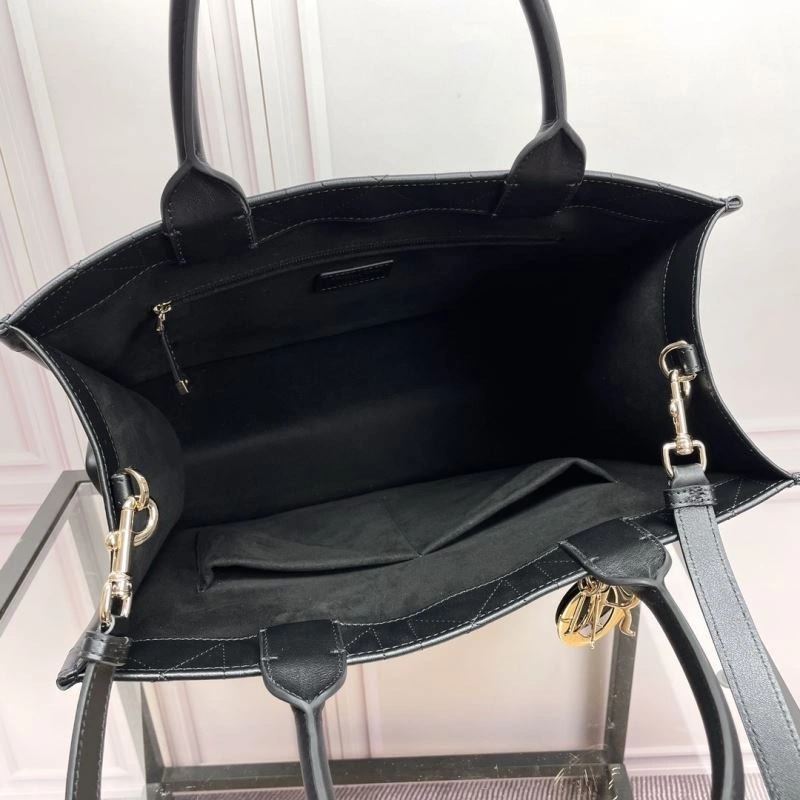 Sustainable Christian Dior Shopping Bags 70375