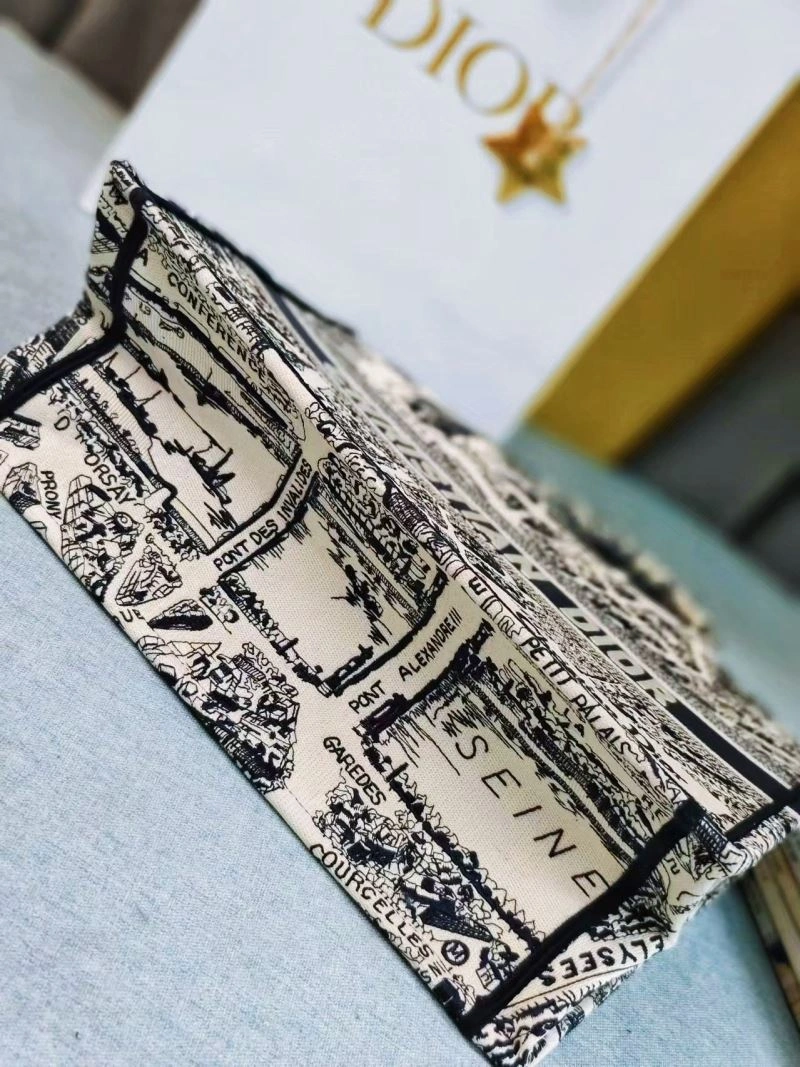 Christian Dior Shopping Bags OnTrend 70373