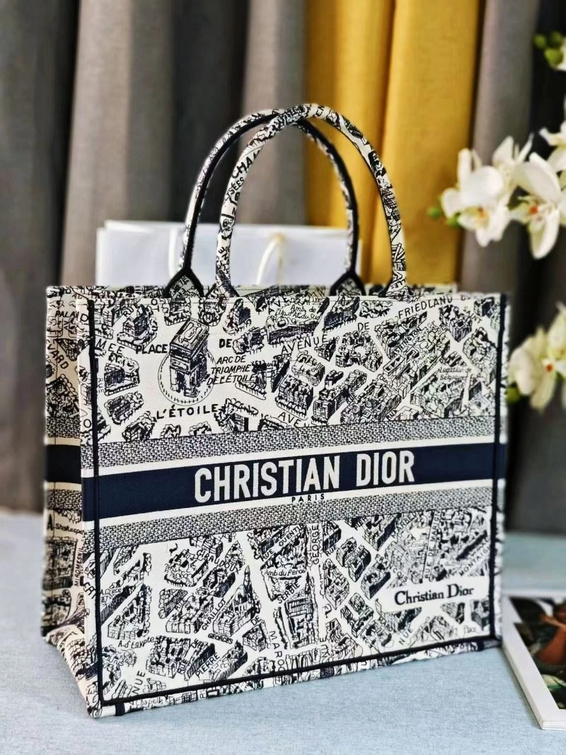 Christian Dior Shopping Bags Lightweight 70372