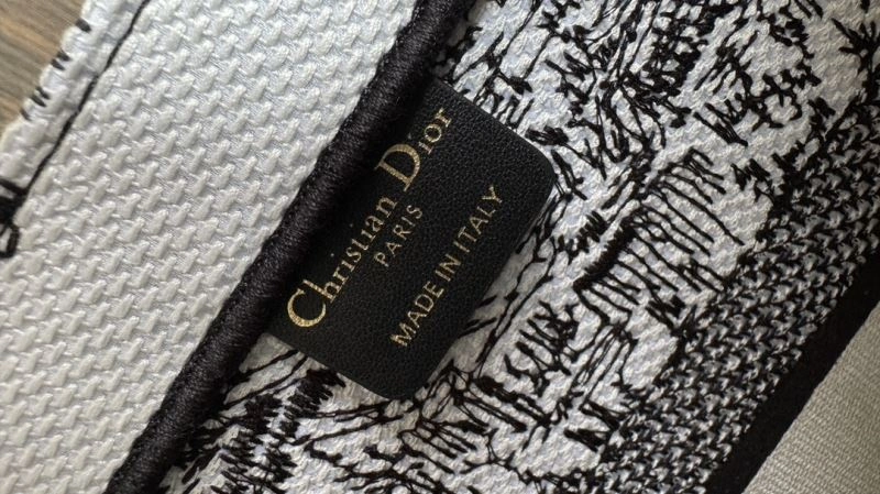 EasyMatch Christian Dior Shopping Bags 70430