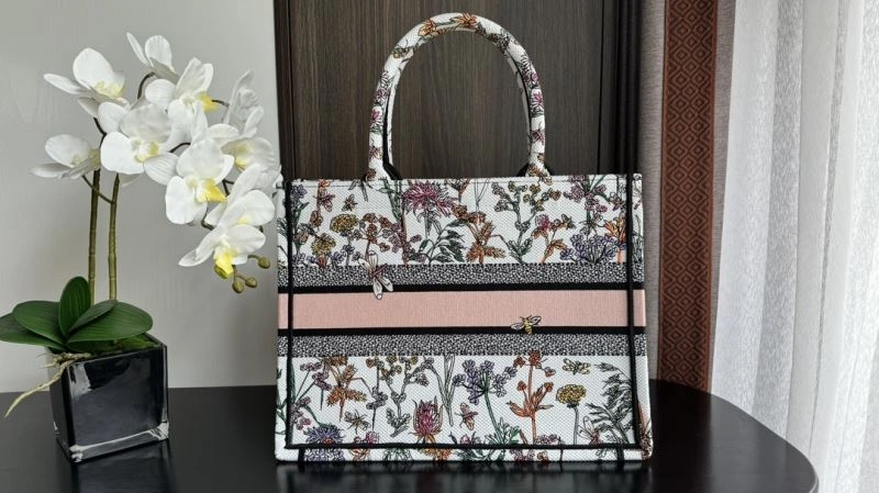 Popular Christian Dior Shopping Bags 70362