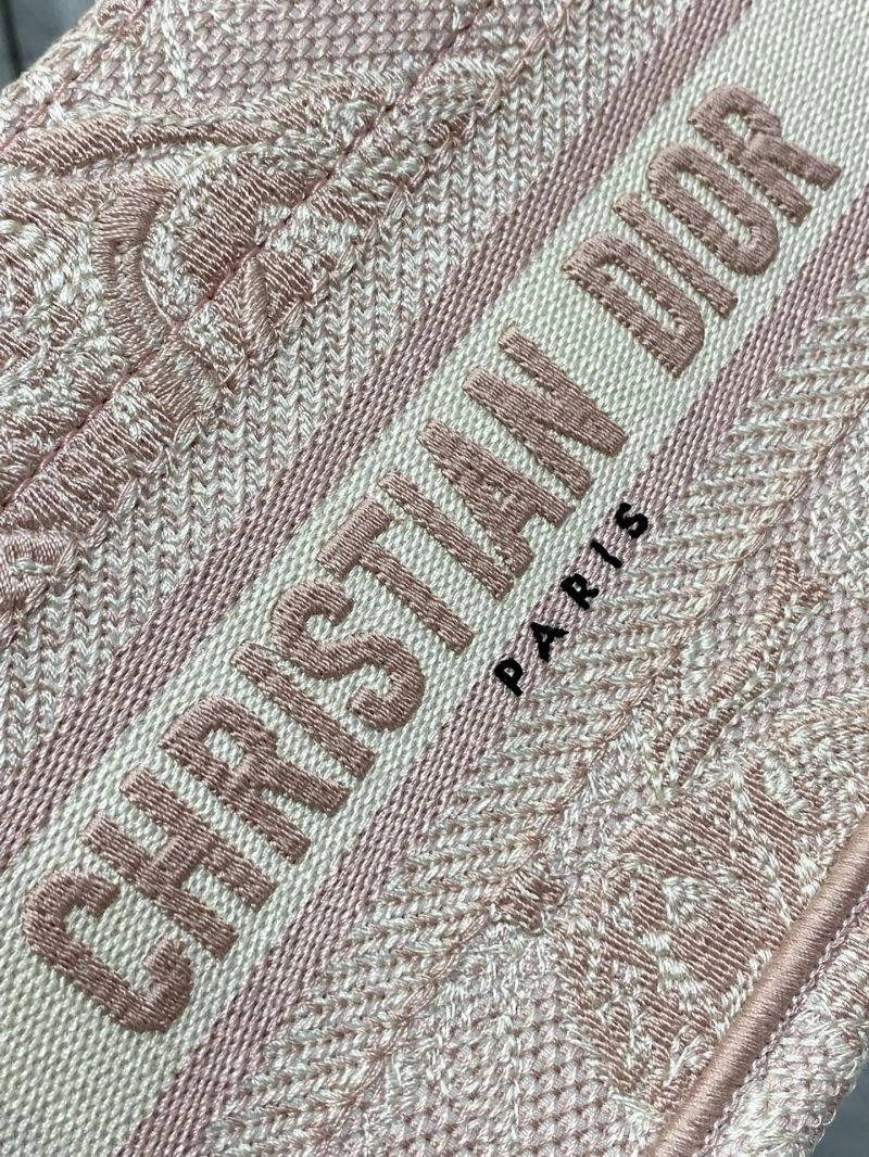 Resilient Christian Dior Shopping Bags 70359