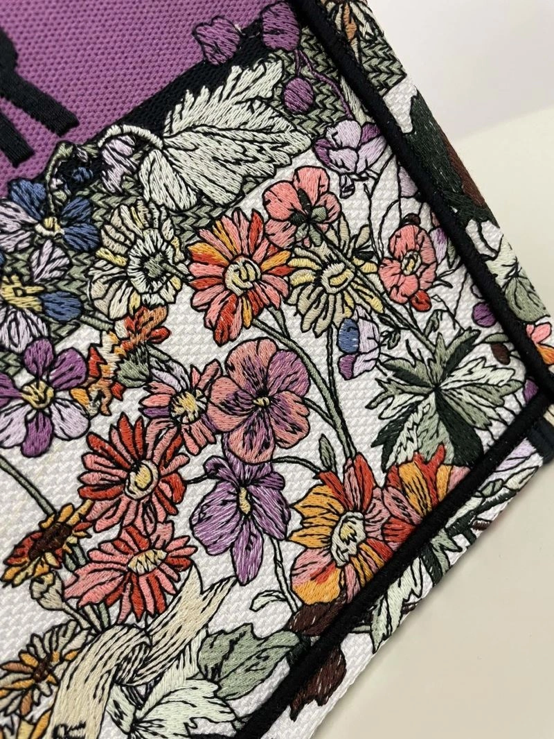 Christian Dior Shopping Bags GoAnywhere 70347