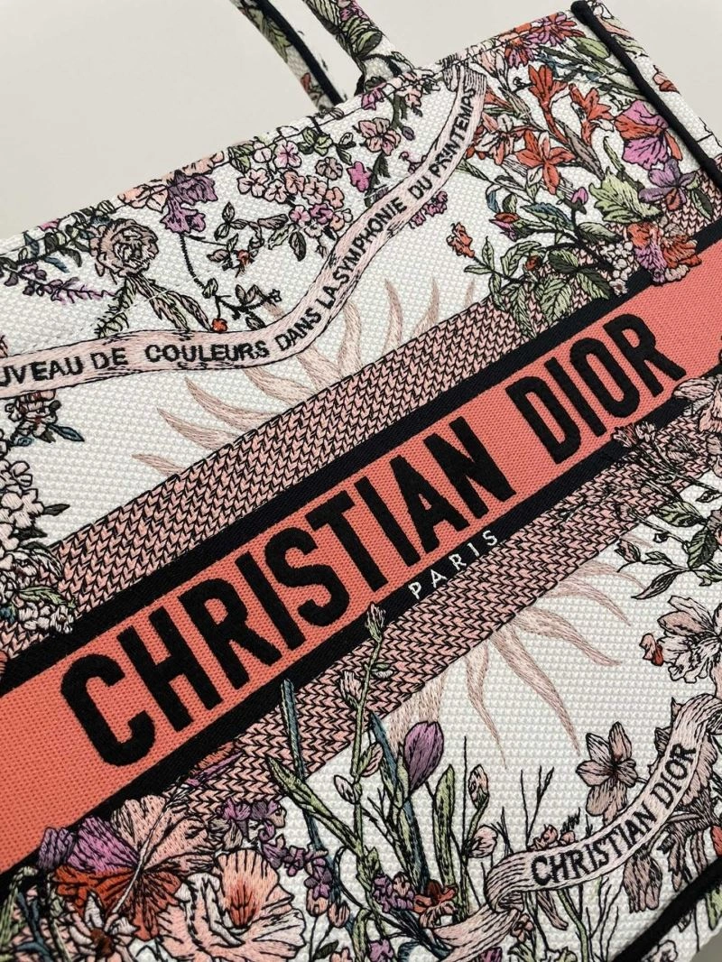UrbanChic Christian Dior Shopping Bags 70355
