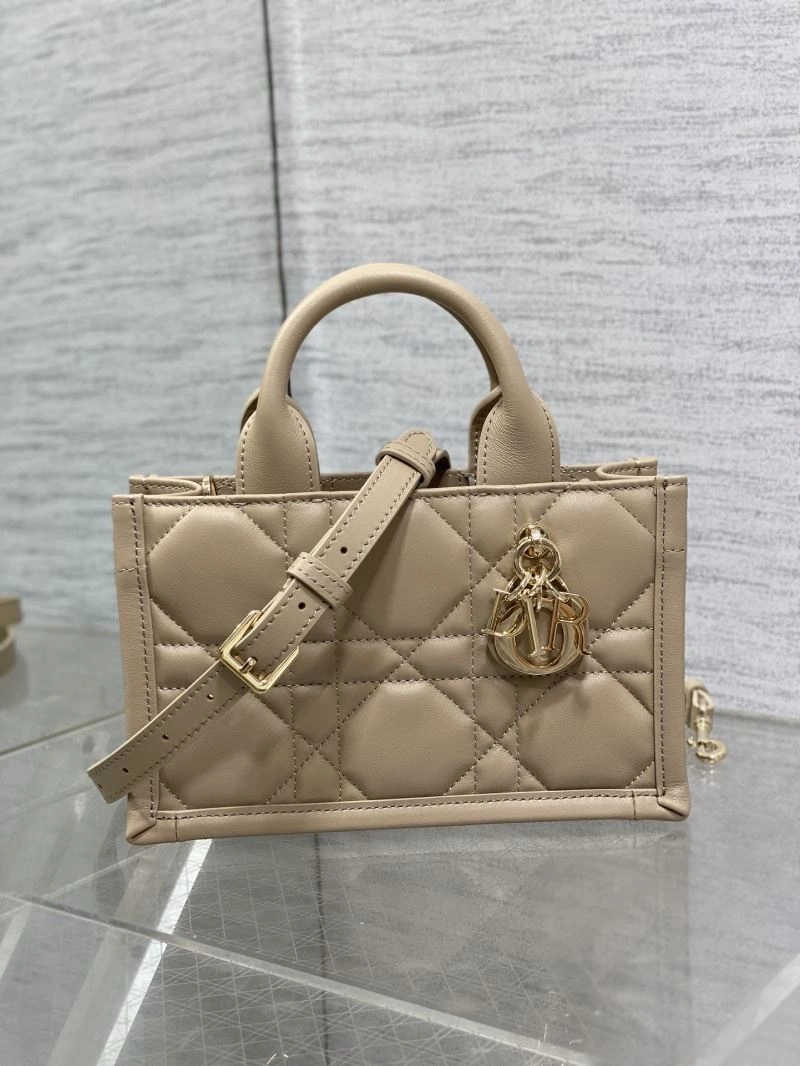 Christian Dior Shopping Bags SunProtective 70348