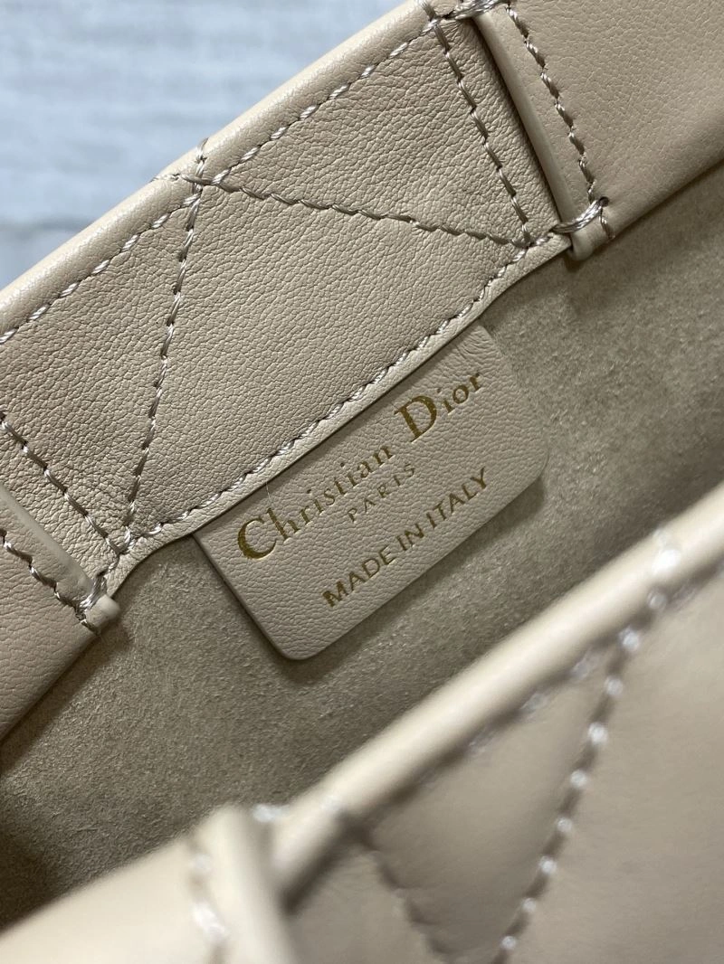 Christian Dior Shopping Bags SunProtective 70348
