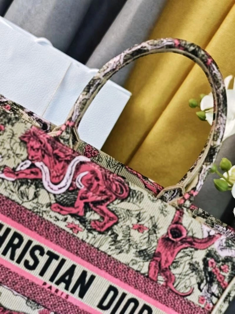 Stretchable Christian Dior Shopping Bags 70431