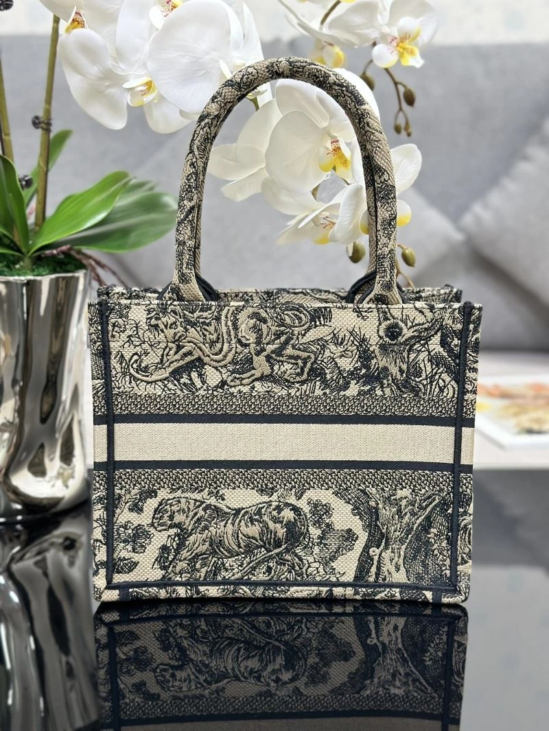 Attractive Christian Dior Shopping Bags 70367