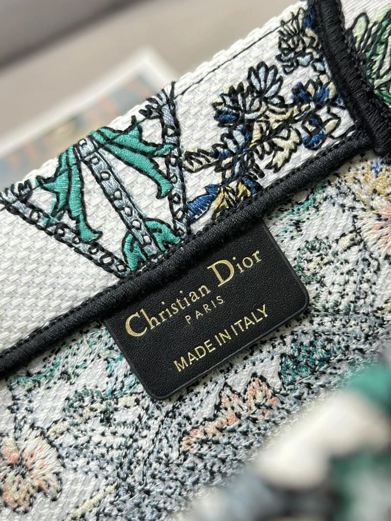 Christian Dior Shopping Bags Refined 70313