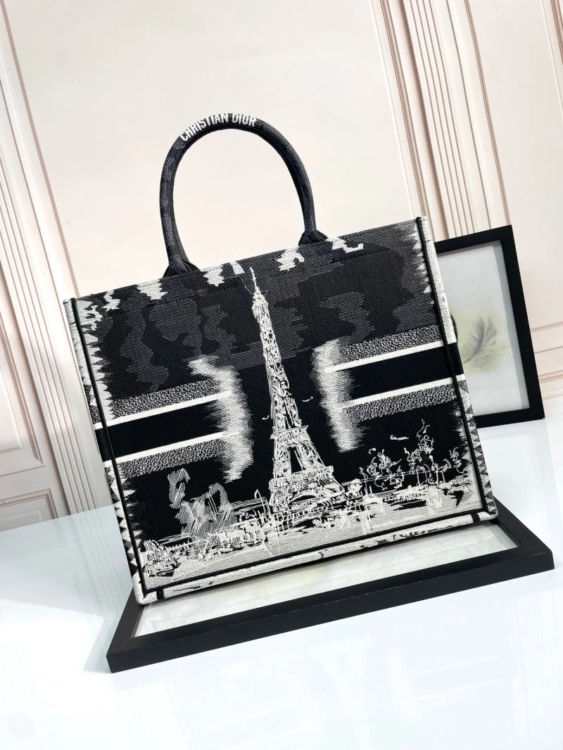 WellDesigned Christian Dior Shopping Bags 70307