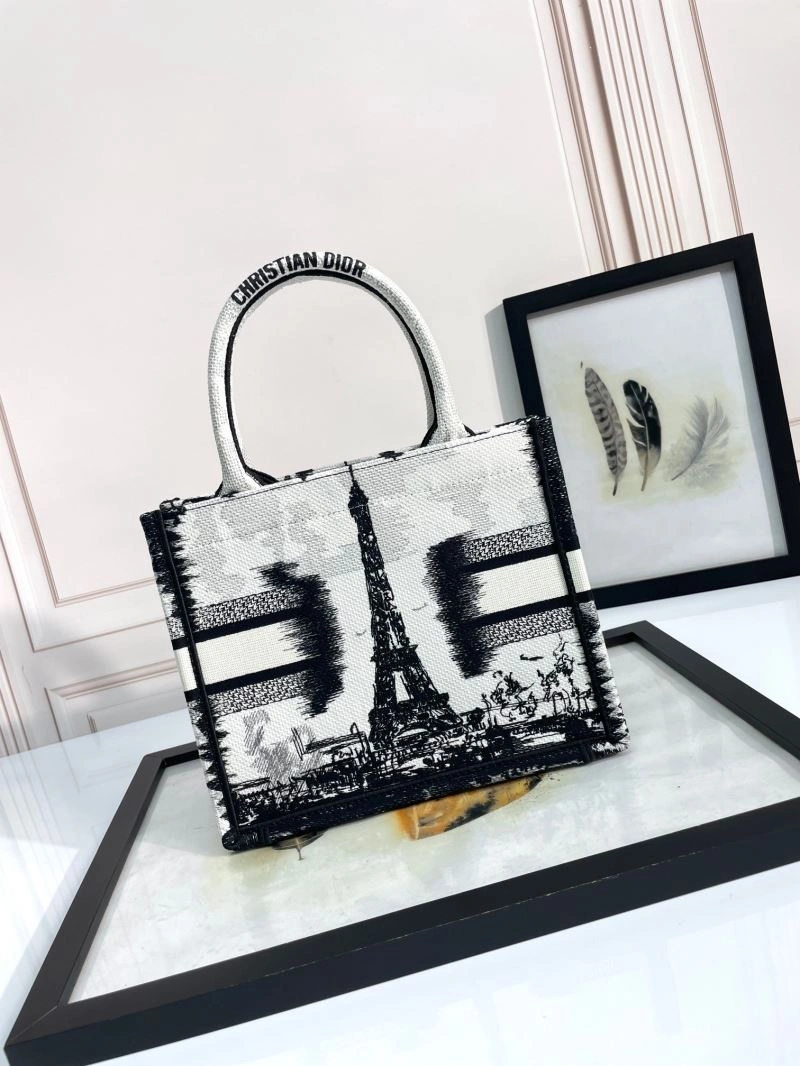 Sporty Christian Dior Shopping Bags 70382