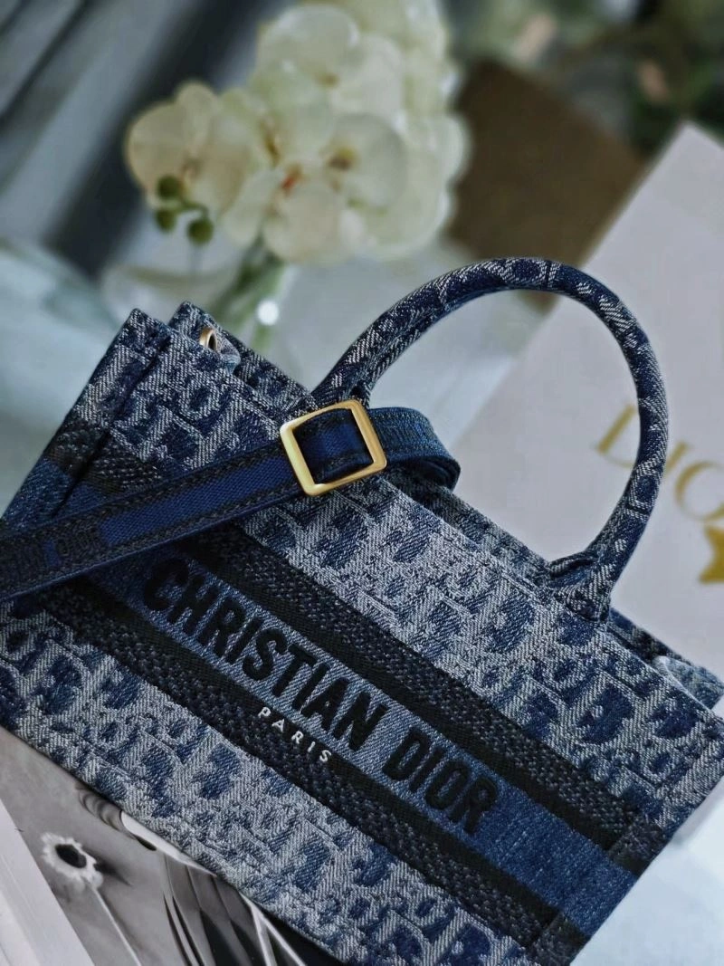 Christian Dior Shopping Bags Casual 70302