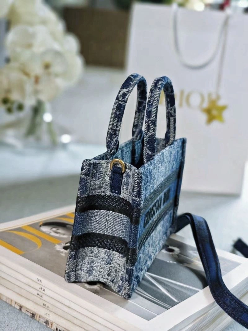 Christian Dior Shopping Bags Casual 70302