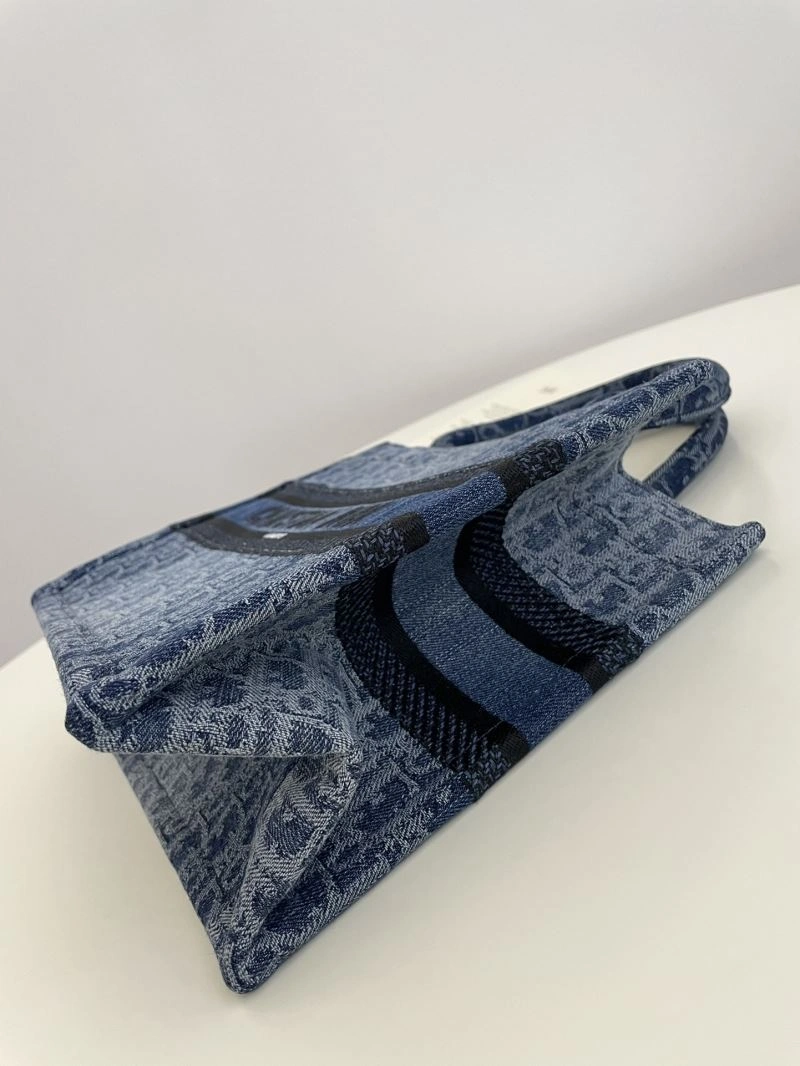 WaterResistant Christian Dior Shopping Bags 70296