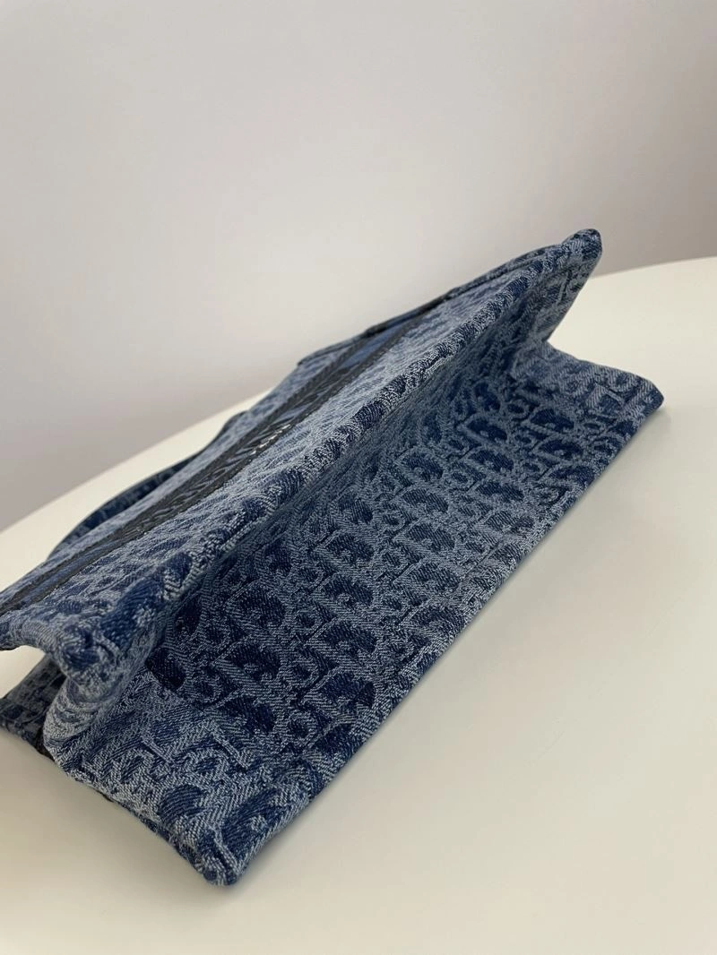 WaterResistant Christian Dior Shopping Bags 70296