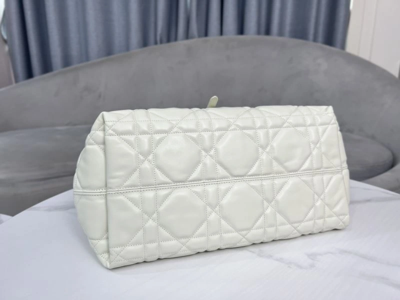 FlexibleFit Christian Dior Shopping Bags 70374