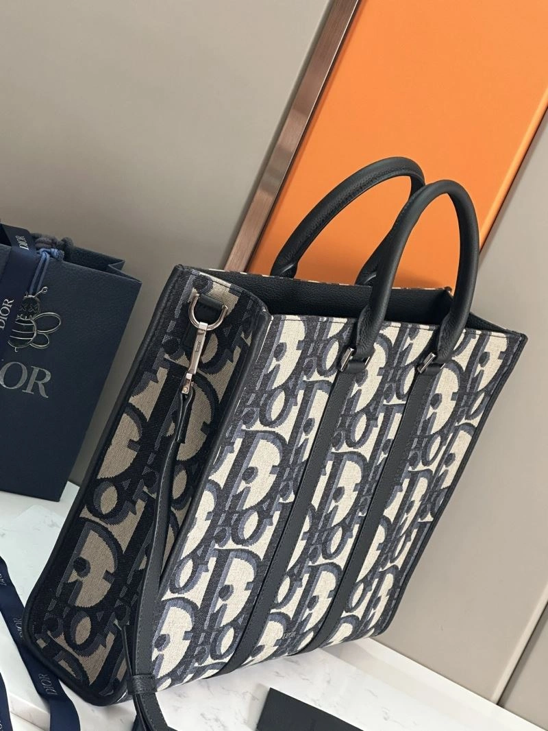 Snug Christian Dior Shopping Bags 70285