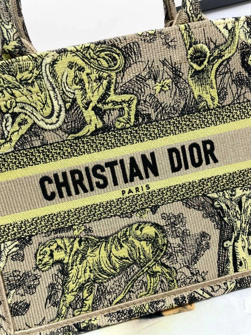 Christian Dior Shopping Bags MoistureWicking 70276