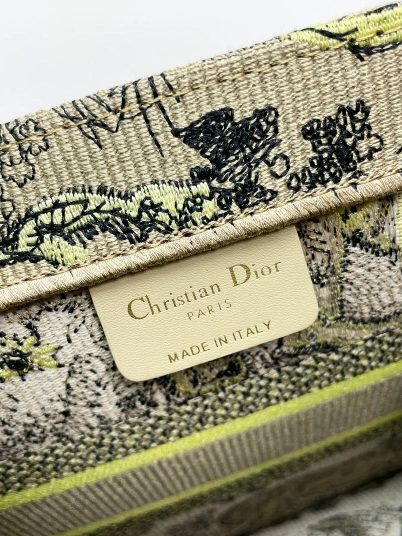 Christian Dior Shopping Bags MoistureWicking 70276