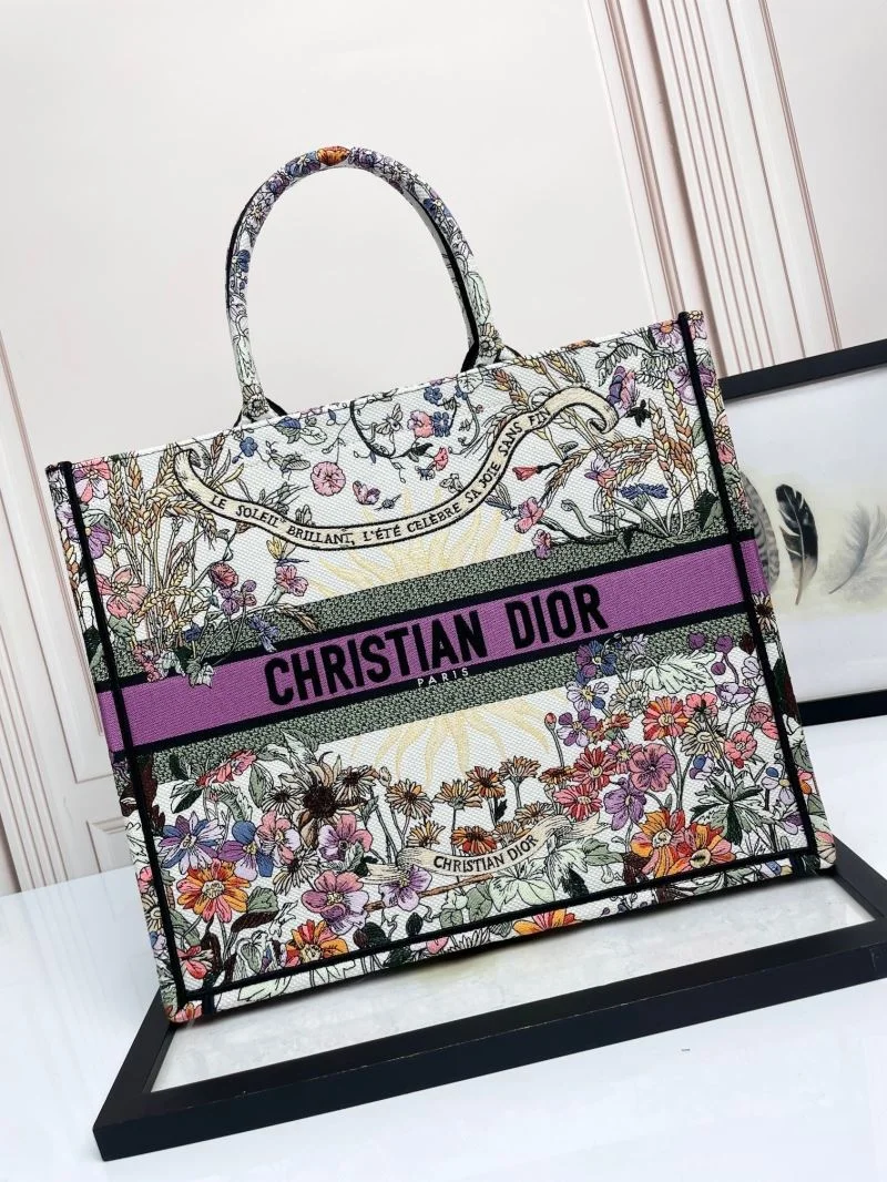 Snug Christian Dior Shopping Bags 37698