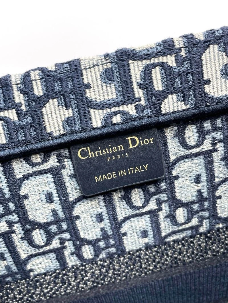 Casual Christian Dior Shopping Bags 70274