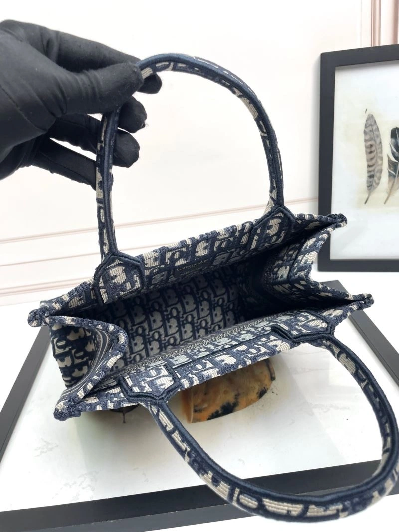Christian Dior Shopping Bags Versatile 70267
