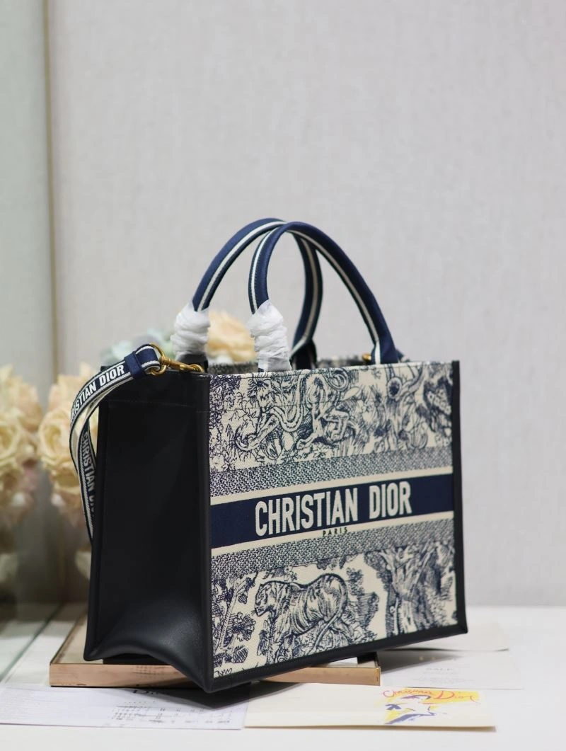 Christian Dior Shopping Bags EyeCatching 70271