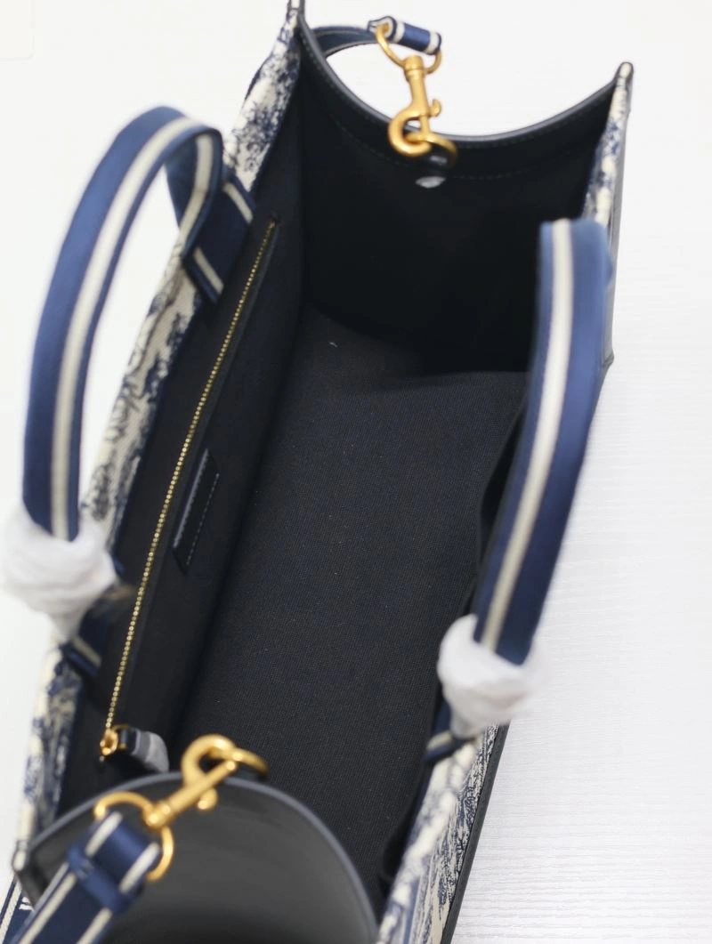 Christian Dior Shopping Bags EyeCatching 70271
