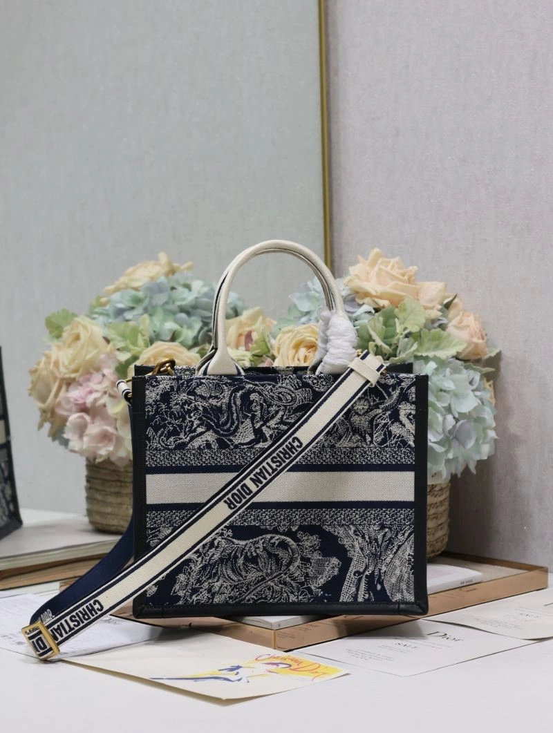 Christian Dior Shopping Bags GoodFit 70255