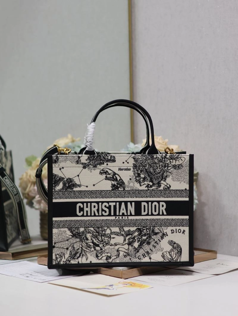 Christian Dior Shopping Bags ZipUp 70258