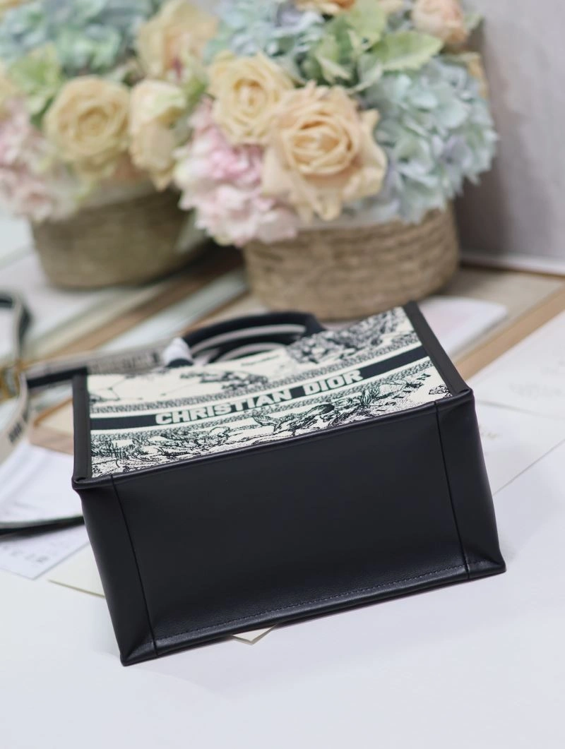 ZeroBulk Christian Dior Shopping Bags 70256