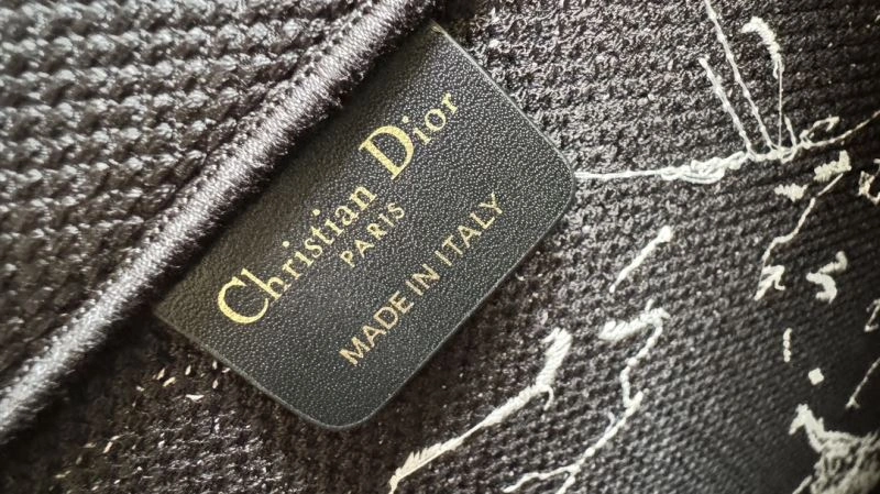 Chic Christian Dior Shopping Bags 70254