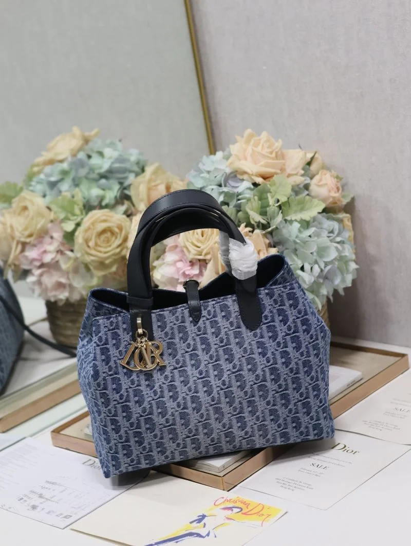 Flexible Christian Dior Shopping Bags 37699