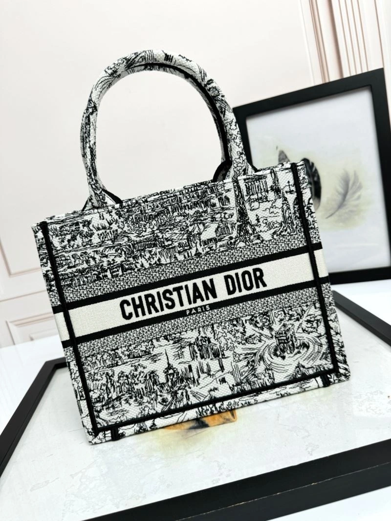 TravelReady Christian Dior Shopping Bags 70243