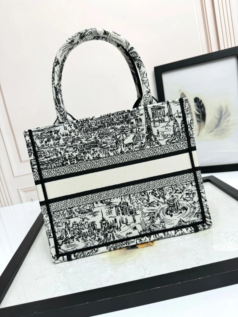 TravelReady Christian Dior Shopping Bags 70243