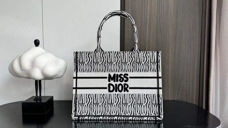 Christian Dior Shopping Bags ZeroBulk 66689