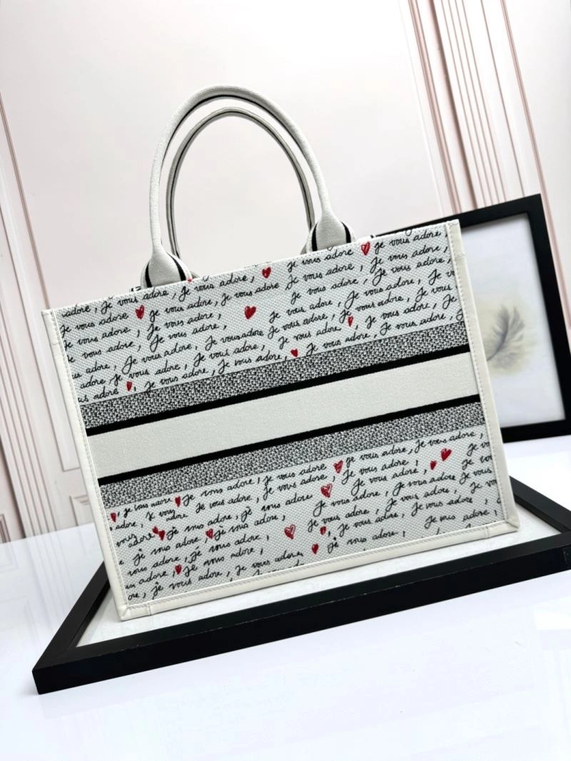 Refined Christian Dior Shopping Bags 66646